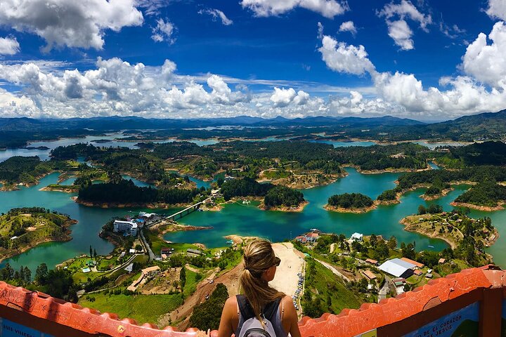 Excursión Guatapé Piedra del Peñol